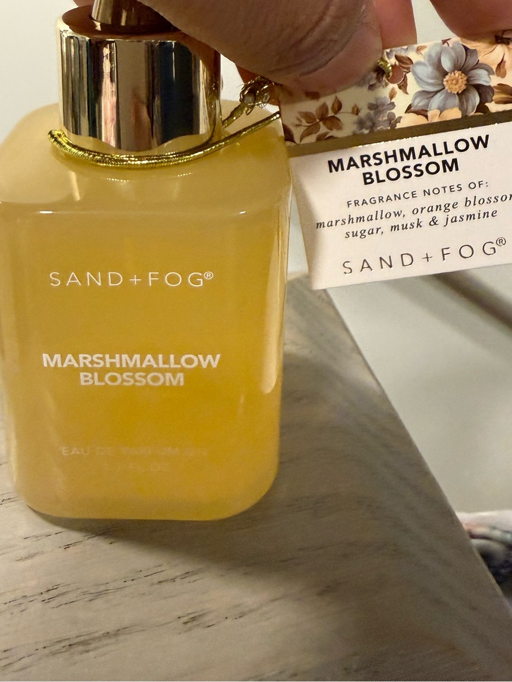 SAND + FOG Marshmallow Blossom Body Oil - Golden Yellow